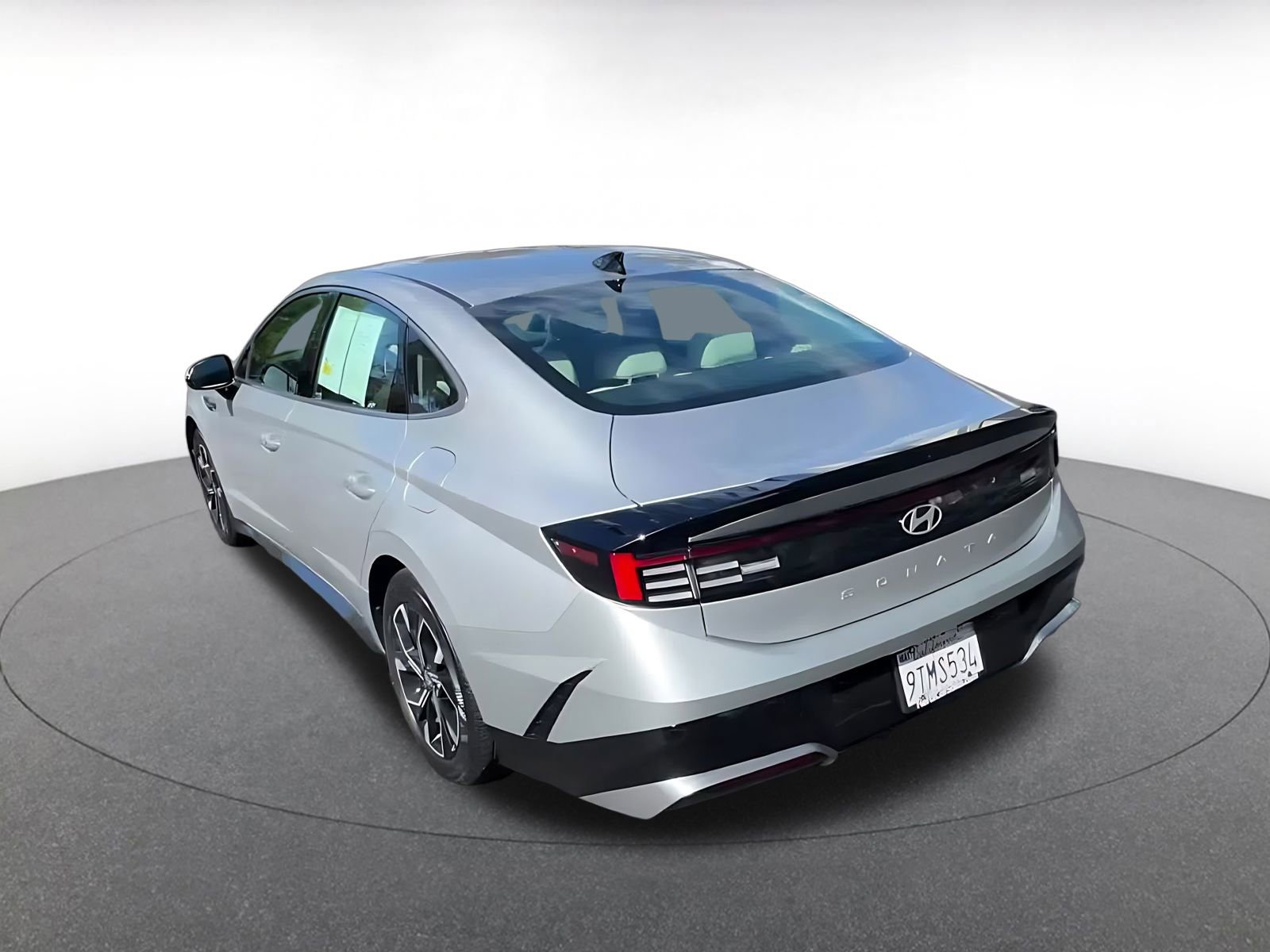 Used 2025 Hyundai Sonata SEL FWD image 11