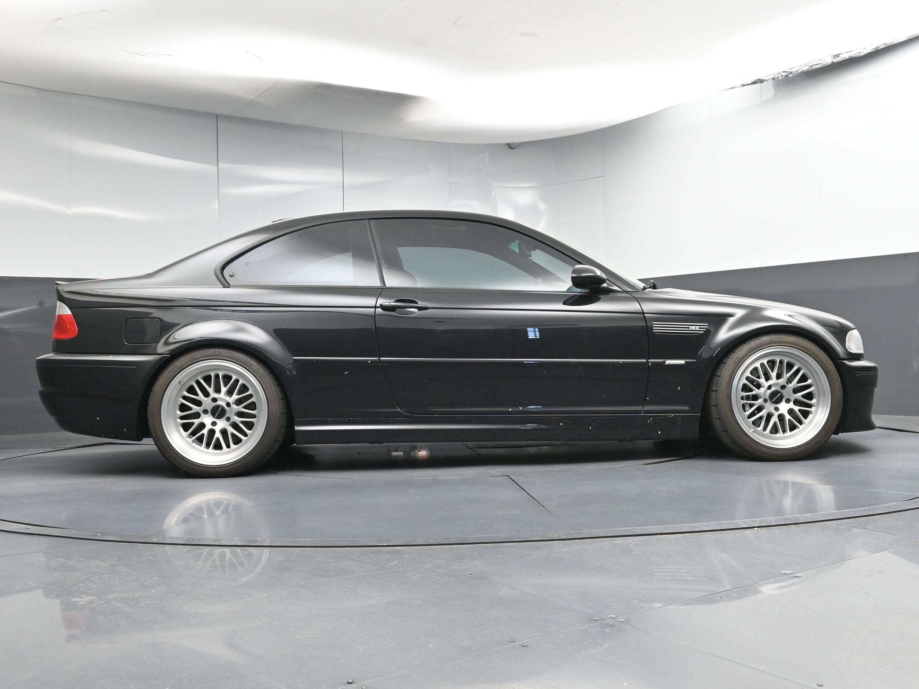 Used 2004 BMW M3 Coupe image 24