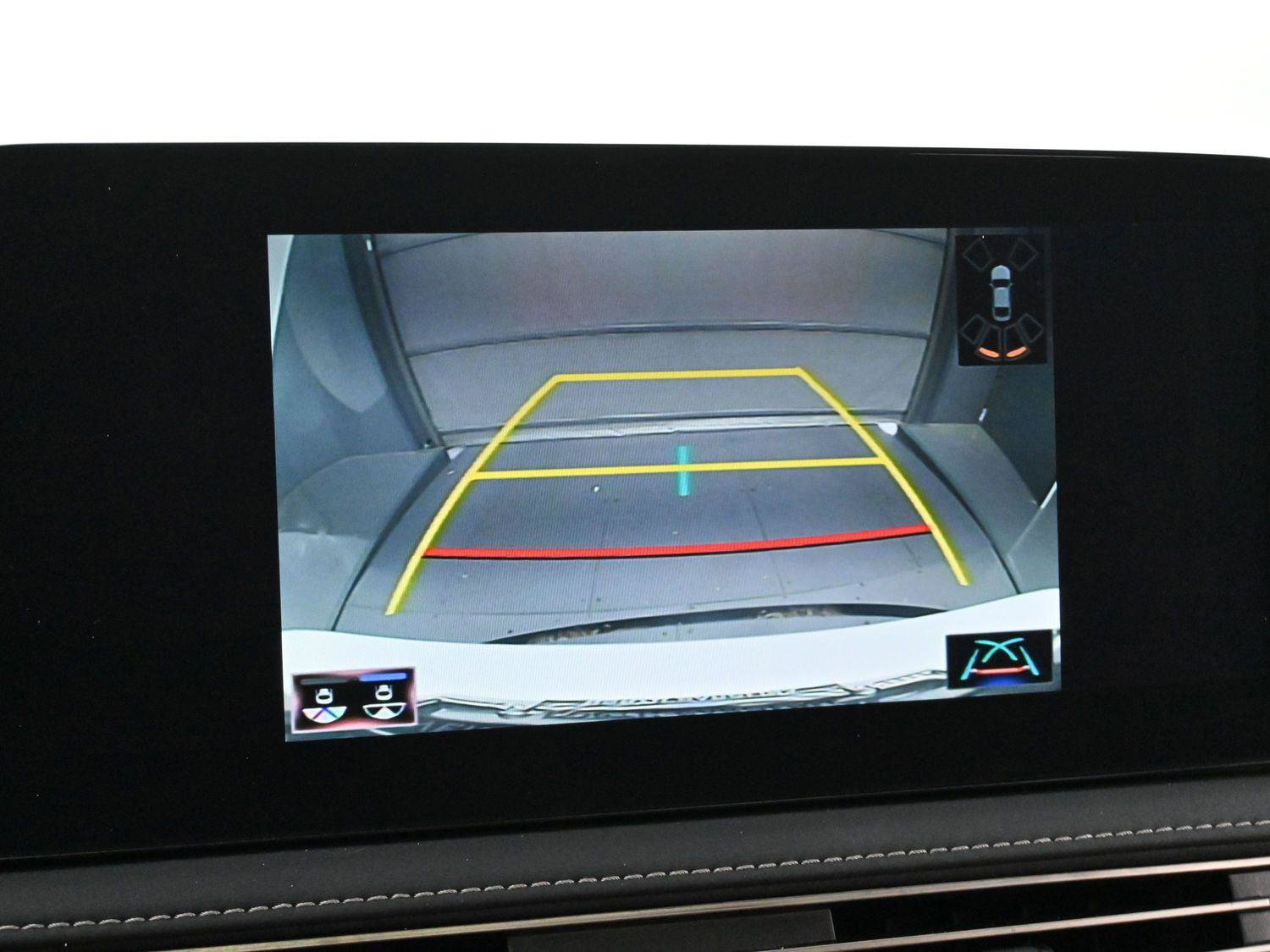 Used 2022 Lexus LS 500 w/ Accessory Package (Z1) image 23