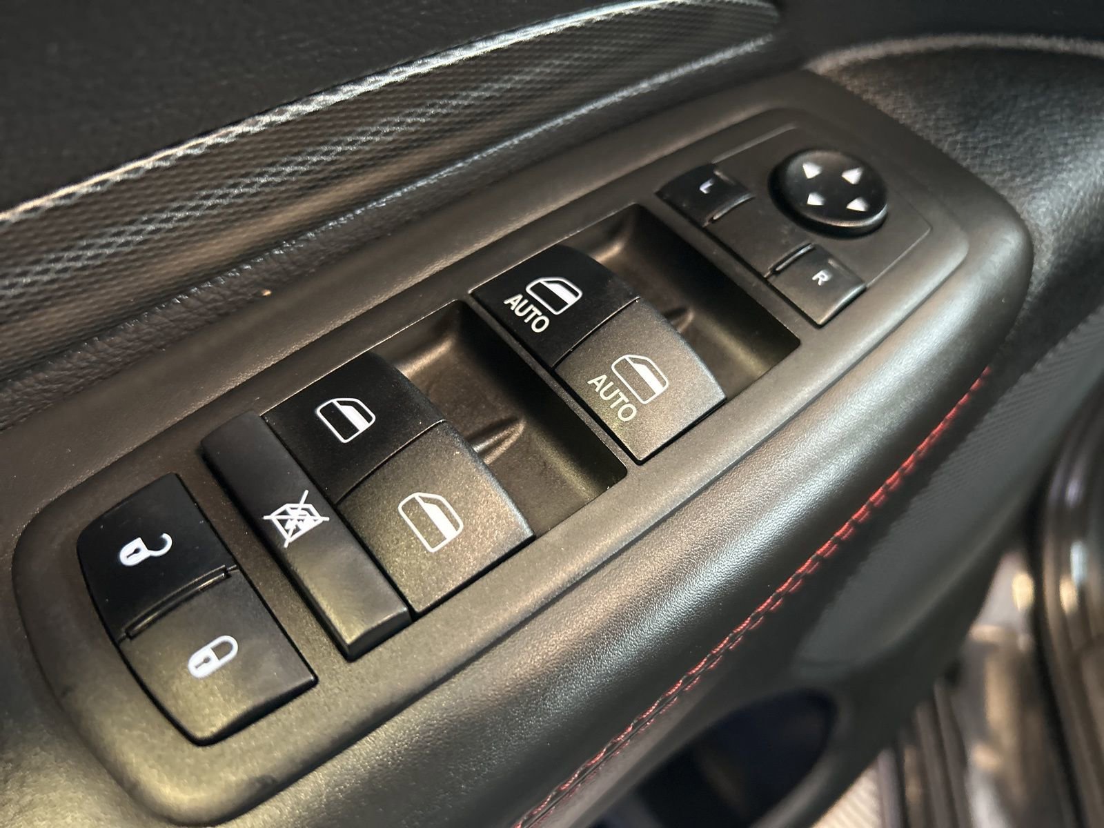 Used 2024 Dodge Durango GT image 18