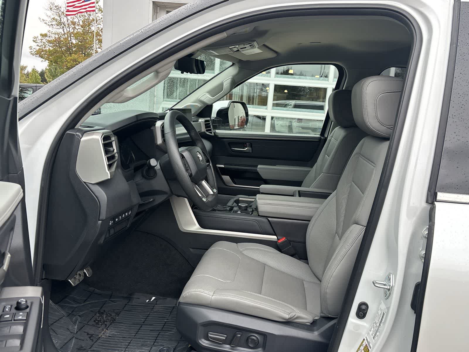 Used 2023 Toyota Tundra Limited w/ TRD Off-Road Package AWD/4WD image 12