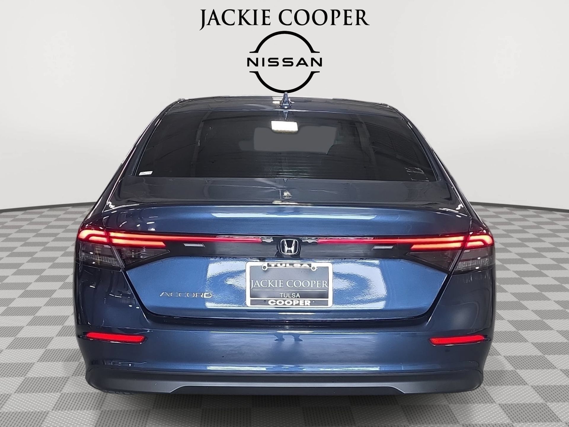 Used 2024 Honda Accord EX image 6