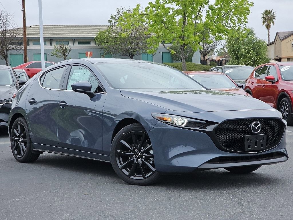 New 2025 MAZDA MAZDA3 2.5 S Hatchback w/ Premium Pkg image 3