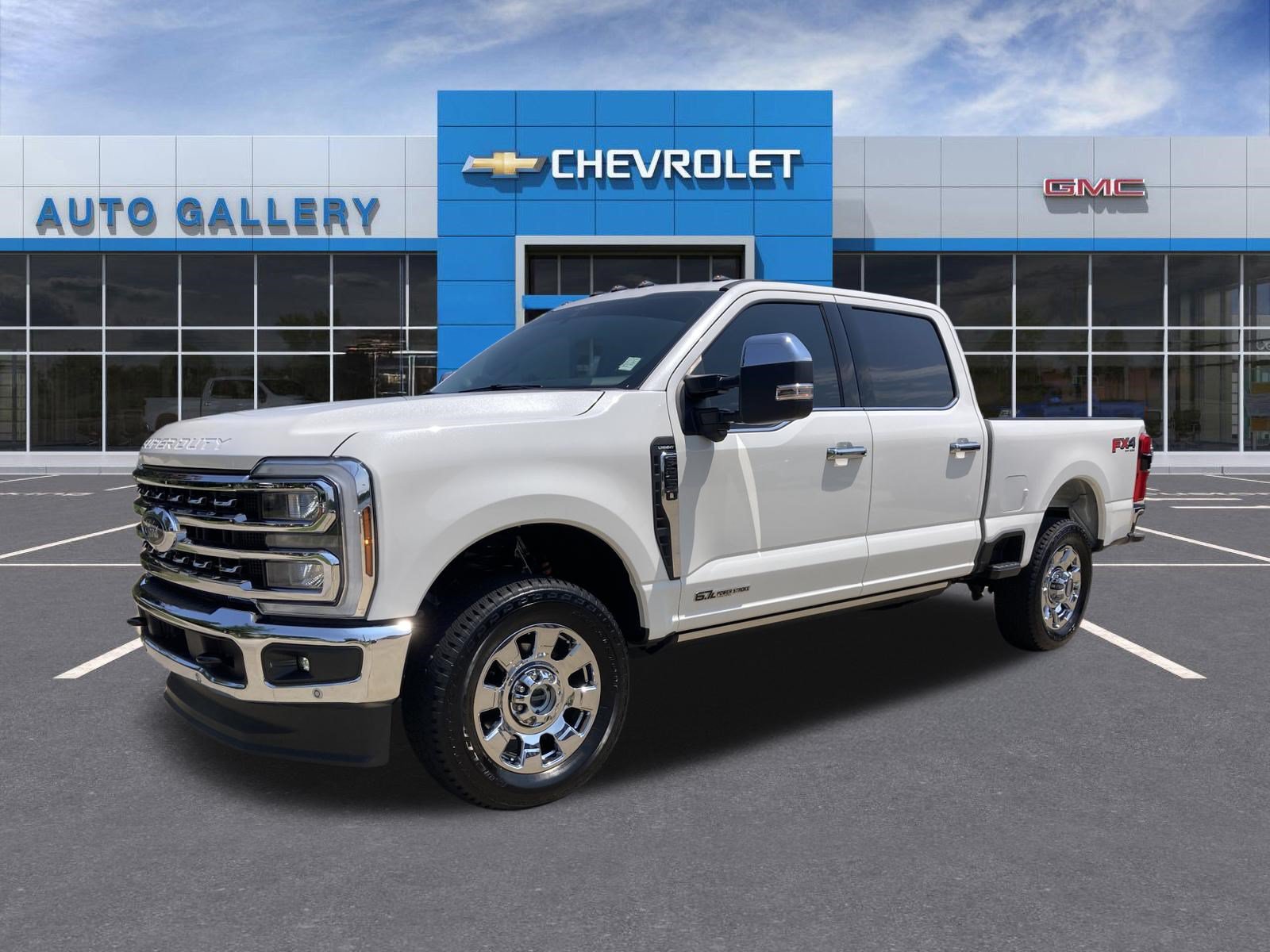 Used 2025 Ford F350 Lariat w/ Lariat Ultimate Package AWD/4WD image 2