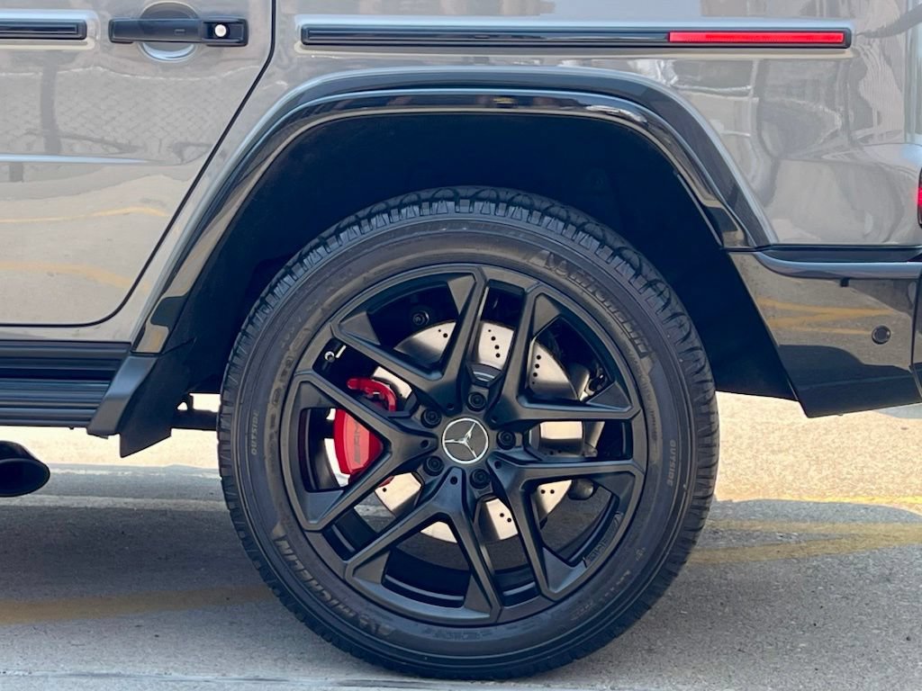 Certified 2025 Mercedes-Benz G 63 AMG 4MATIC image 15