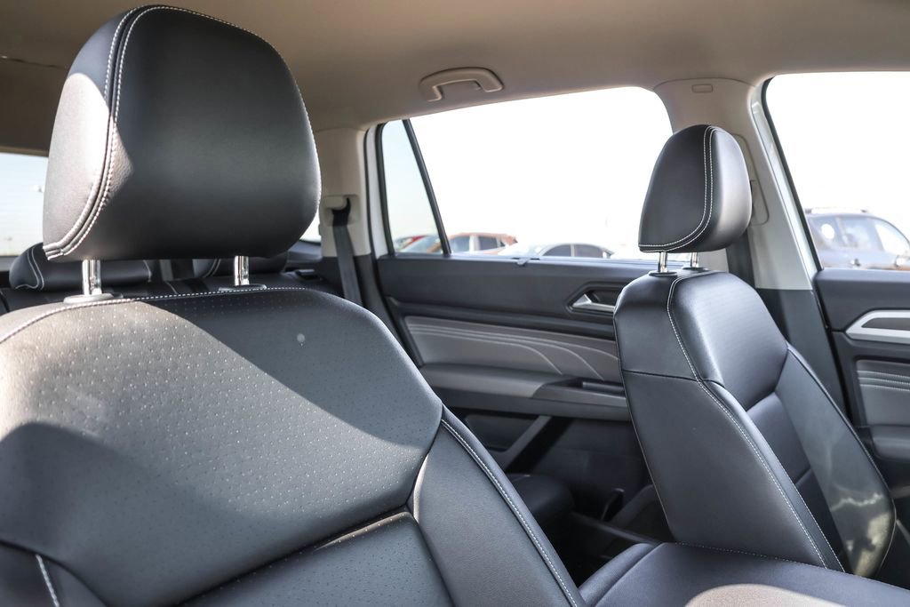 Certified 2023 Volkswagen Atlas SE image 40