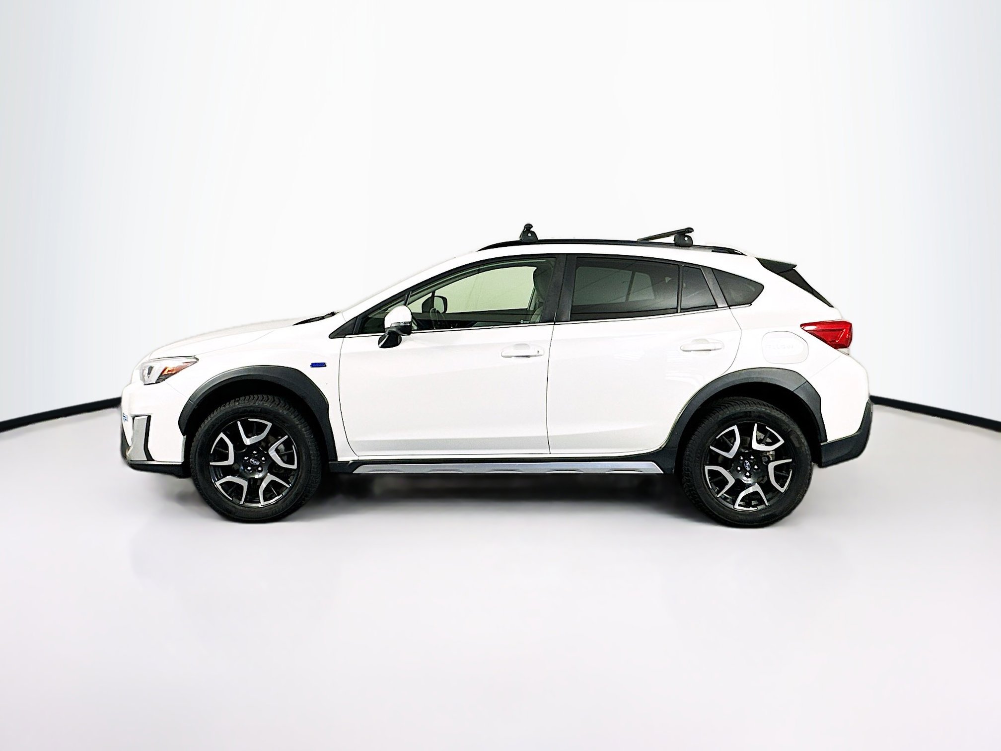 Used 2020 Subaru Crosstrek Hybrid AWD/4WD image 4