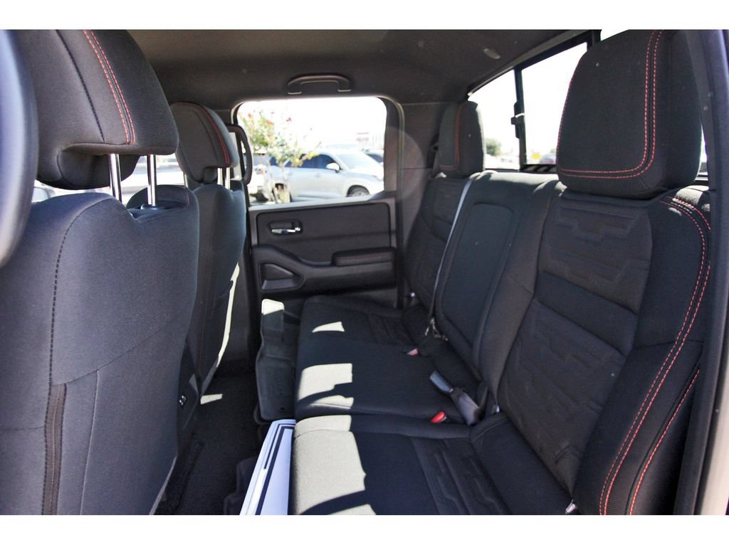 Used 2025 Nissan Frontier Pro-X RWD image 13