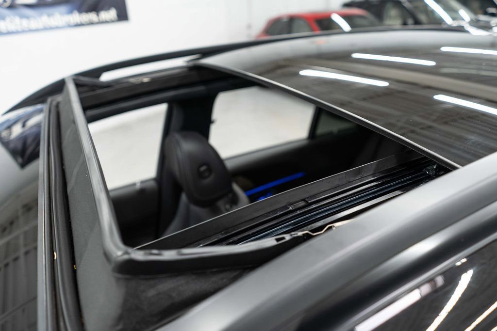 Used 2025 Mercedes-Benz GLE 350 4MATIC image 48