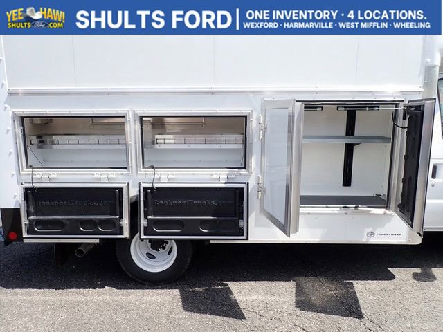New 2027 Ford E-450 and Econoline 450 Super Duty w/ Power Equipment Group RWD image 13