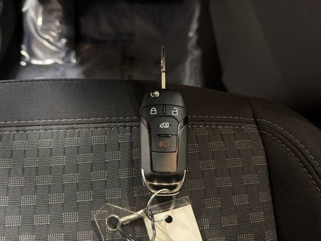 Used 2021 Ford Transit Connect XLT image 27