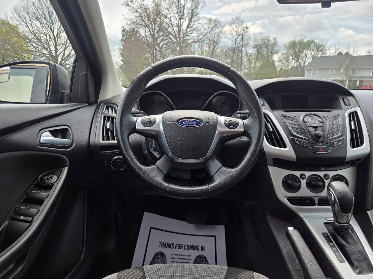 Used 2014 Ford Focus SE w/ SE Sport Package image 35
