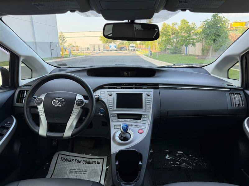 Used 2015 Toyota Prius Five w/ Advanced Technology Package FWD image 37