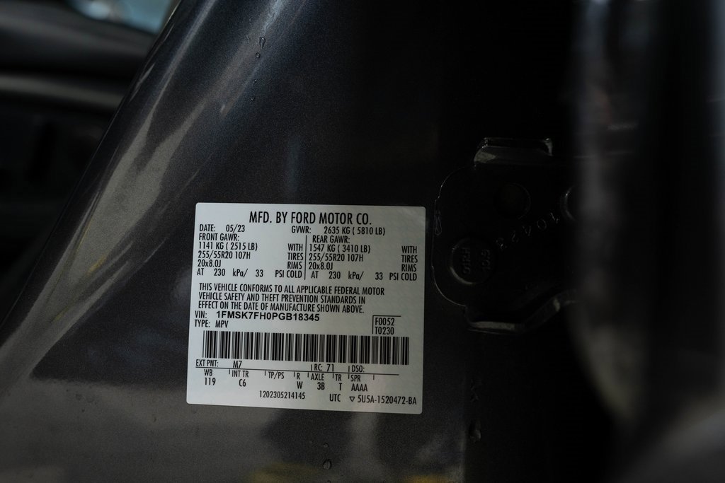 Used 2023 Ford Explorer Limited image 23