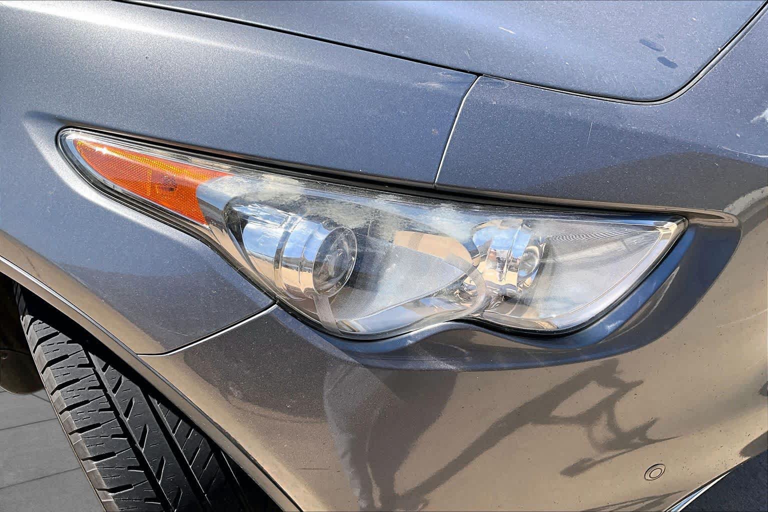 Used 2014 INFINITI QX70 AWD w/ Premium Package image 26