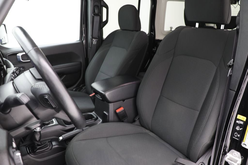 Used 2022 Jeep Wrangler Unlimited Sport AWD/4WD image 17