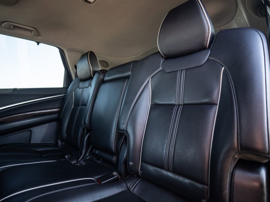 Certified 2018 Acura MDX w/ Advance & Entertainment image 43