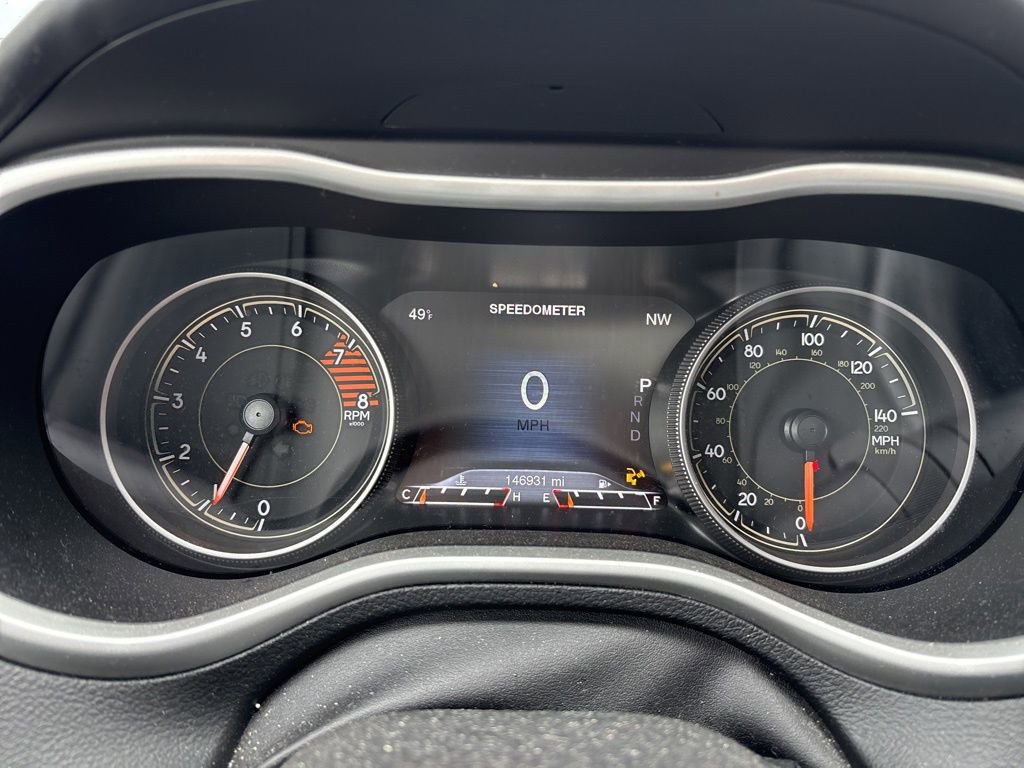 Used 2016 Jeep Cherokee Overland AWD/4WD image 27