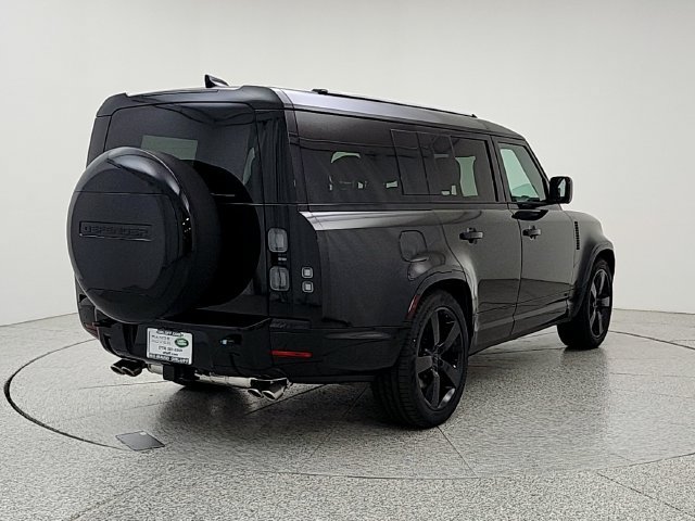 New 2026 Land Rover Defender 130 V8 AWD/4WD image 5