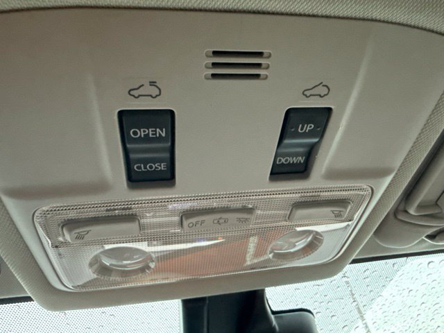 Used 2015 Toyota RAV4 Limited w/ Technology Package FWD image 26