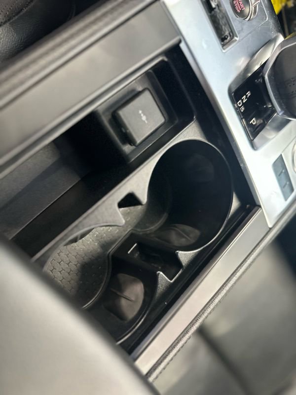 Used 2022 Jaguar F-PACE S image 27