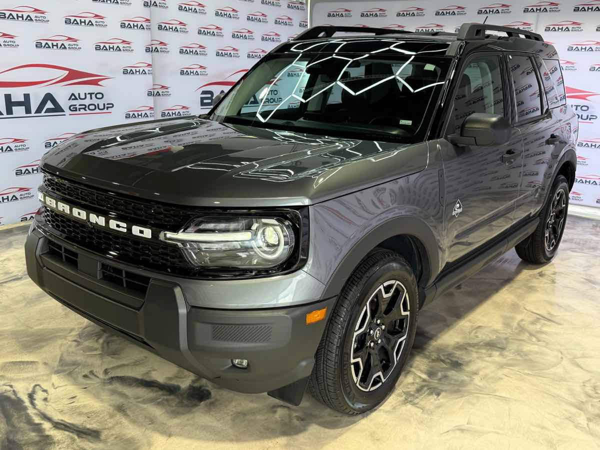 Used 2026 Ford Bronco Sport Outer Banks AWD/4WD image 2