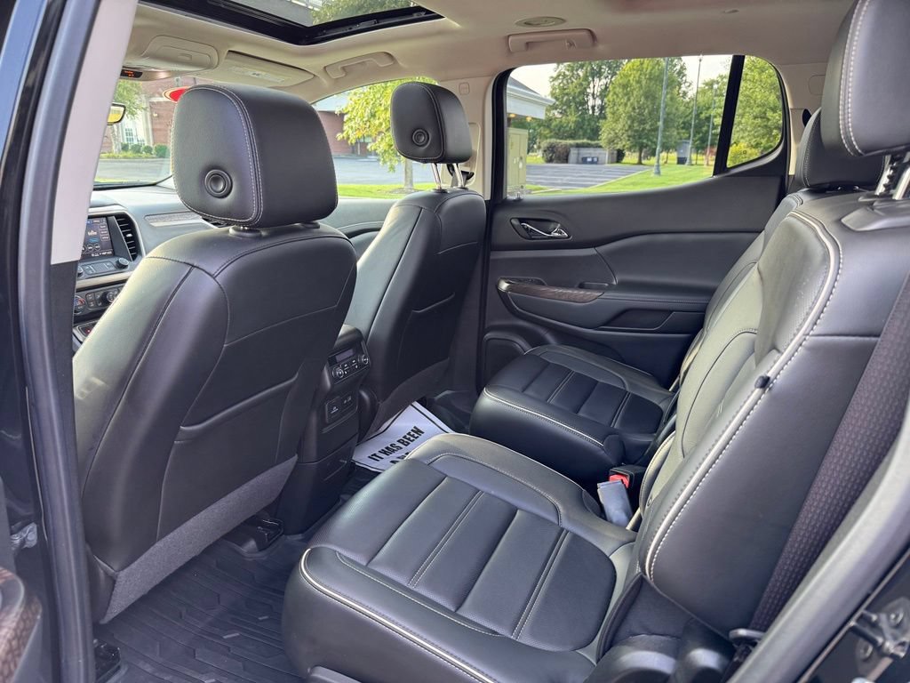 Certified 2021 GMC Acadia Denali w/ Denali Ultimate Package AWD/4WD image 18