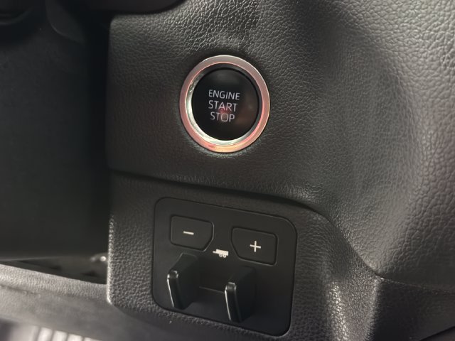 Used 2023 Toyota Tundra Limited AWD/4WD image 15