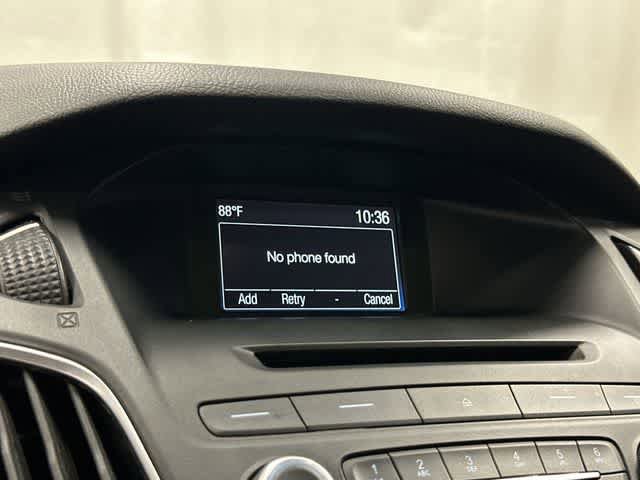 Used 2016 Ford Focus SE w/ Equipment Group 201A FWD image 22