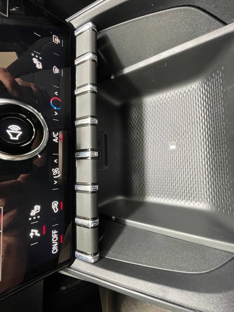 New 2027 GMC Terrain Elevation FWD image 19