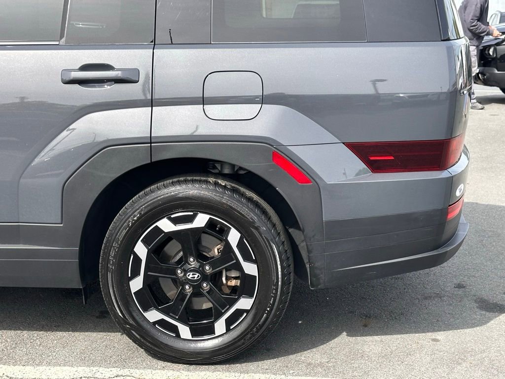 Used 2025 Hyundai Santa Fe SEL image 38