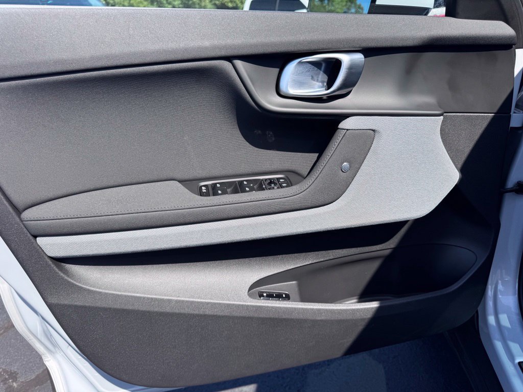 Used 2024 Polestar Polestar 2 RWD image 20