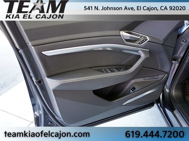 Used 2024 Audi Q8 e-tron Premium Plus AWD/4WD image 26