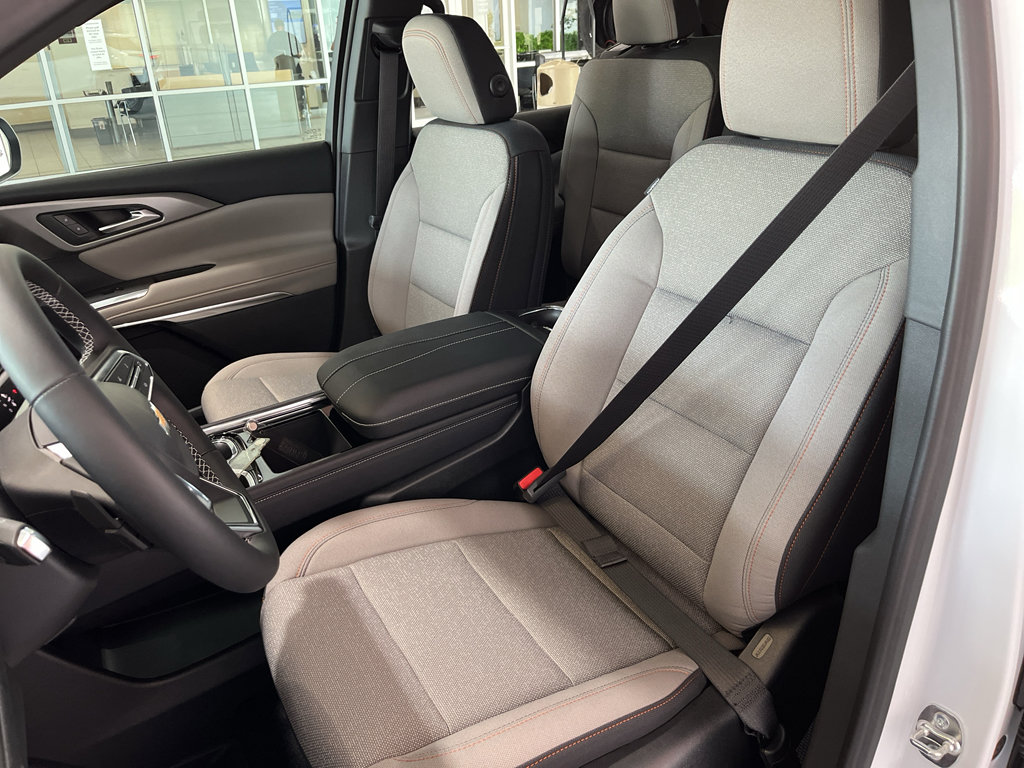 New 2026 Chevrolet Traverse LT FWD image 13