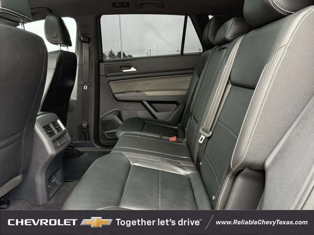 Used 2022 Volkswagen Atlas Cross Sport SE AWD/4WD image 28