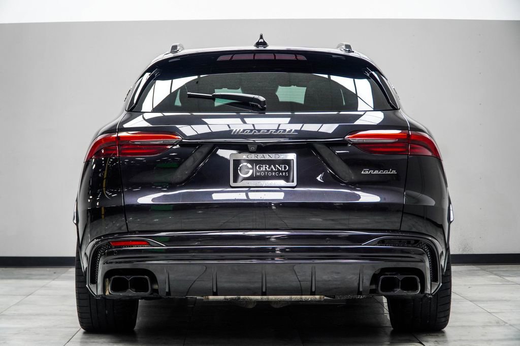Used 2024 Maserati Grecale Trofeo image 15
