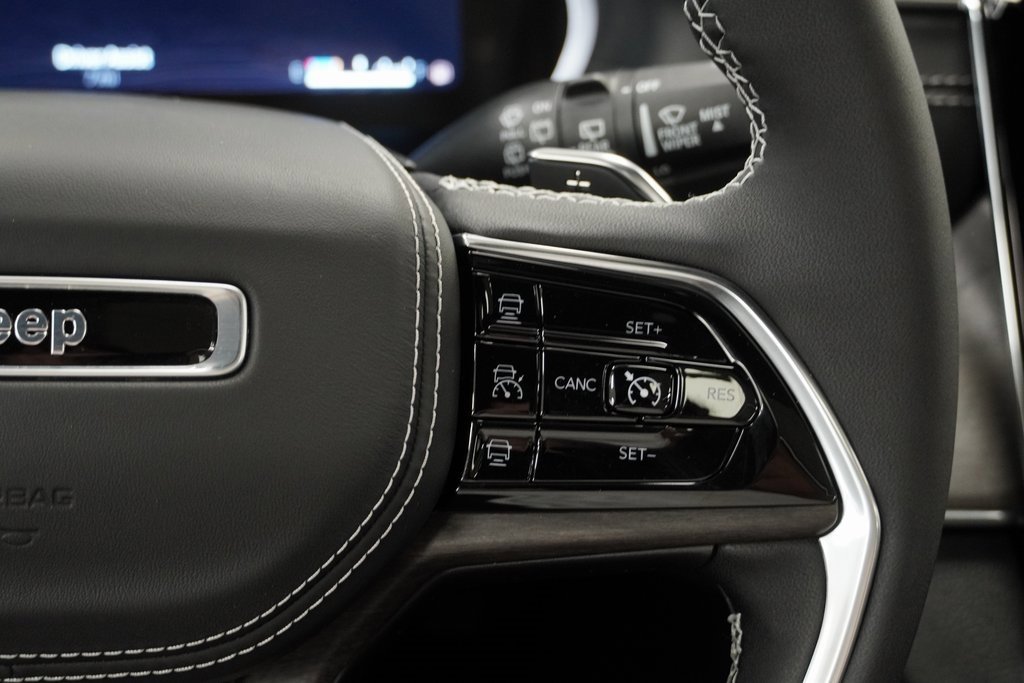 New 2025 Jeep Grand Cherokee Overland w/ Trailer Tow Package image 27