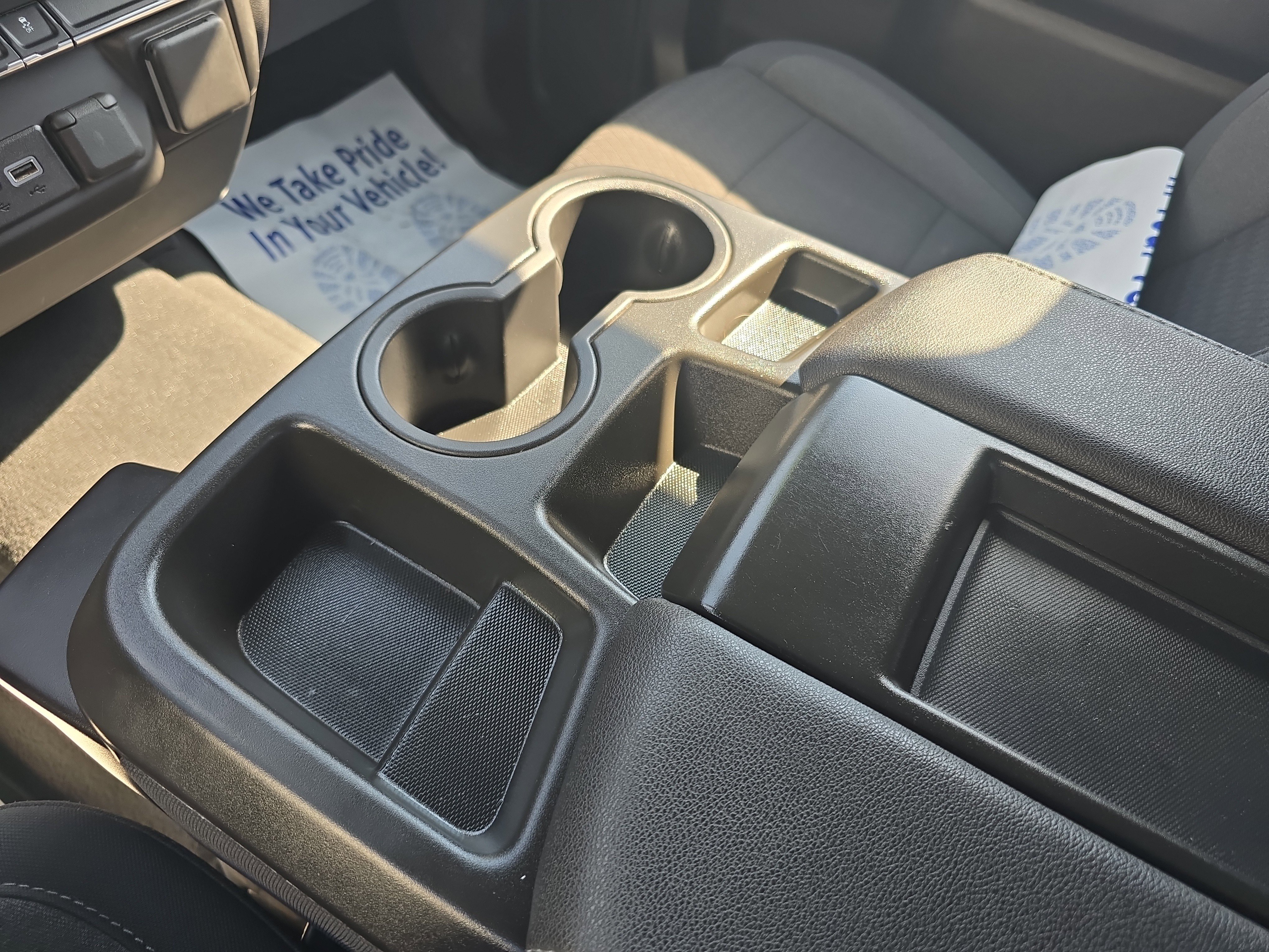 Used 2023 Chevrolet Silverado 1500 Custom image 31