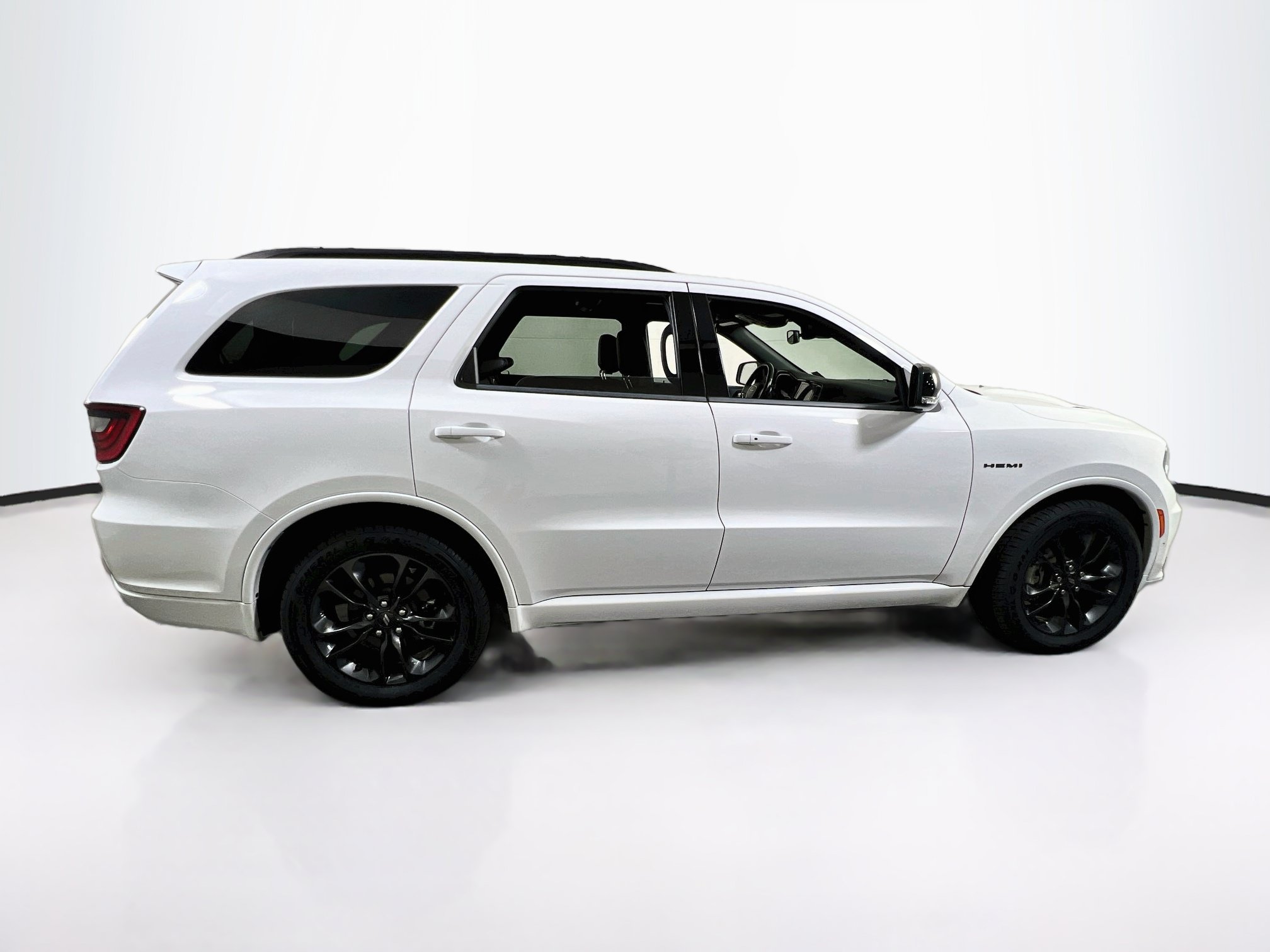 Used 2023 Dodge Durango R/T AWD/4WD image 4