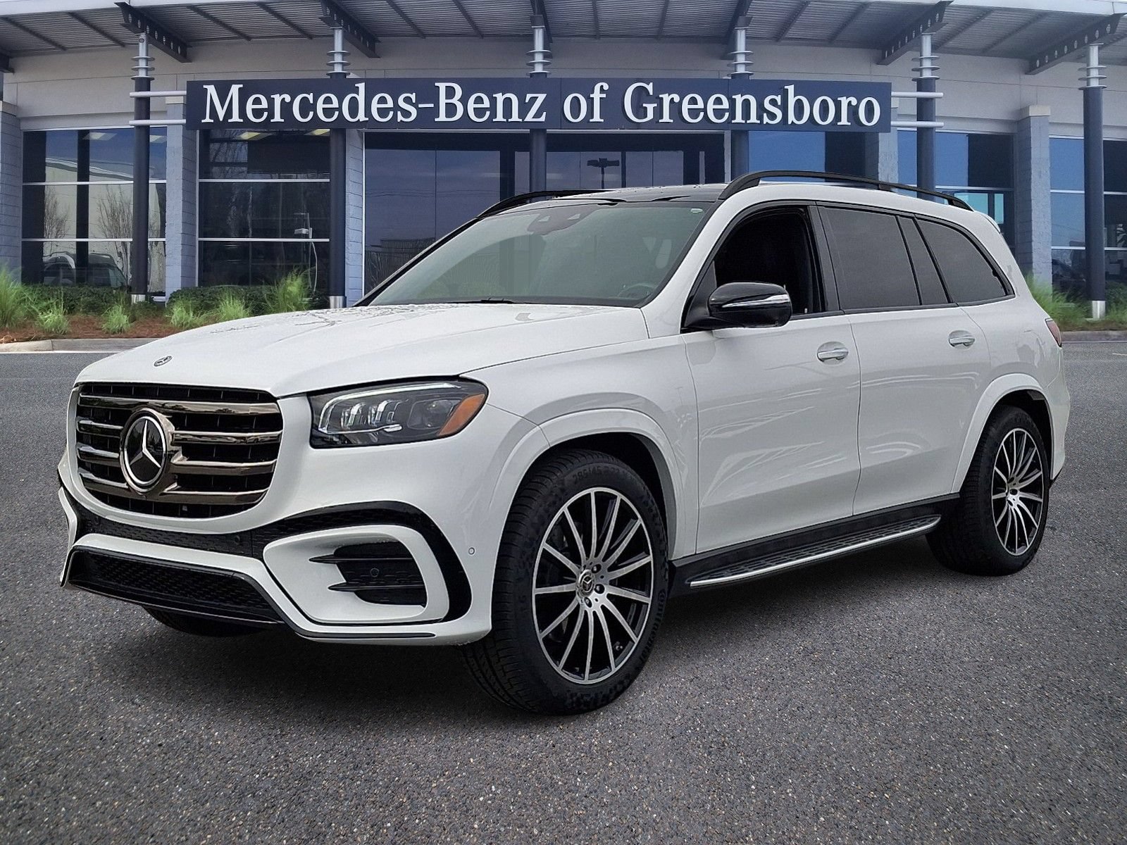 Certified 2024 Mercedes-Benz GLS 580 4MATIC image 3