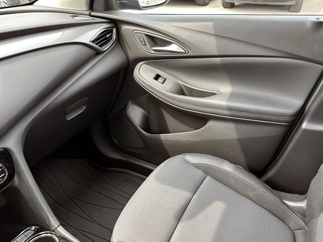 Used 2022 Buick Encore GX Select AWD/4WD image 29
