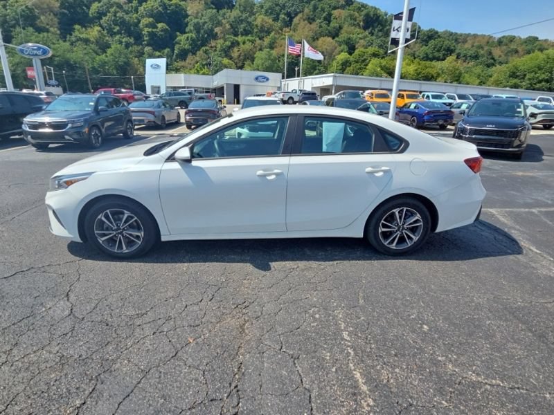 Used 2024 Kia Forte LXS FWD image 4