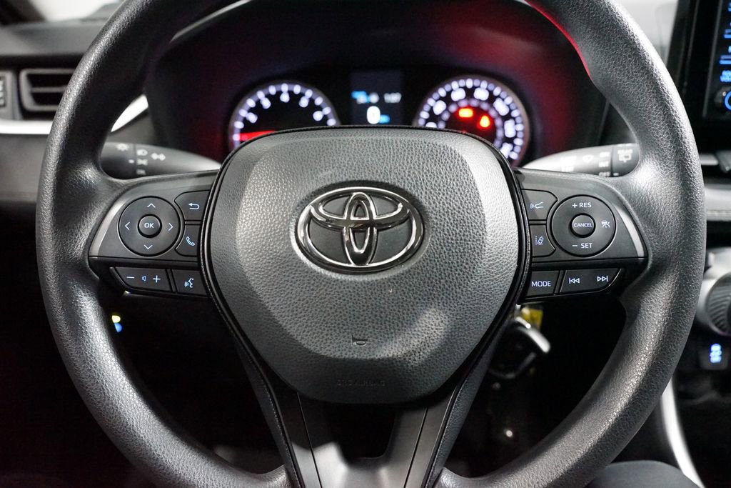 Certified 2022 Toyota RAV4 LE image 12