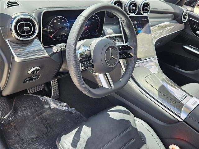 Used 2026 Mercedes-Benz GLC 300 image 10