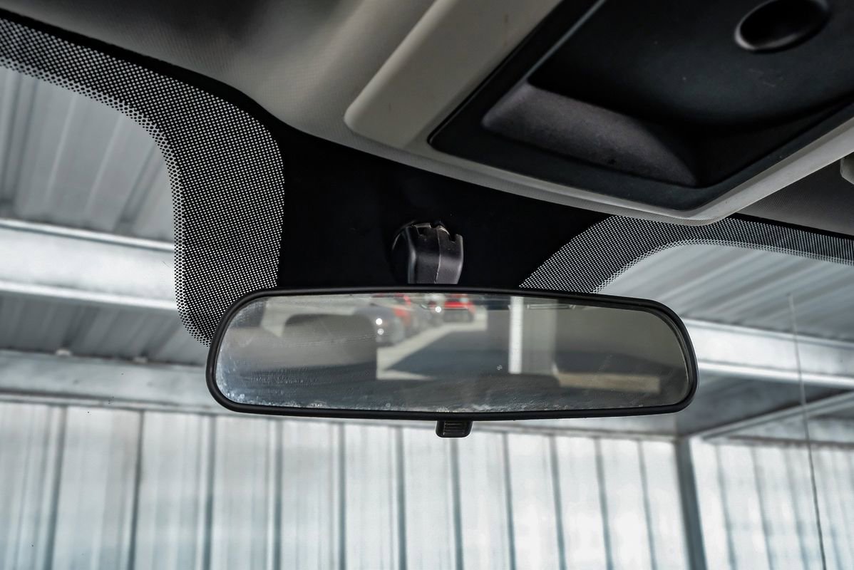 Used 2018 RAM 2500 Tradesman w/ Chrome Appearance Group image 23