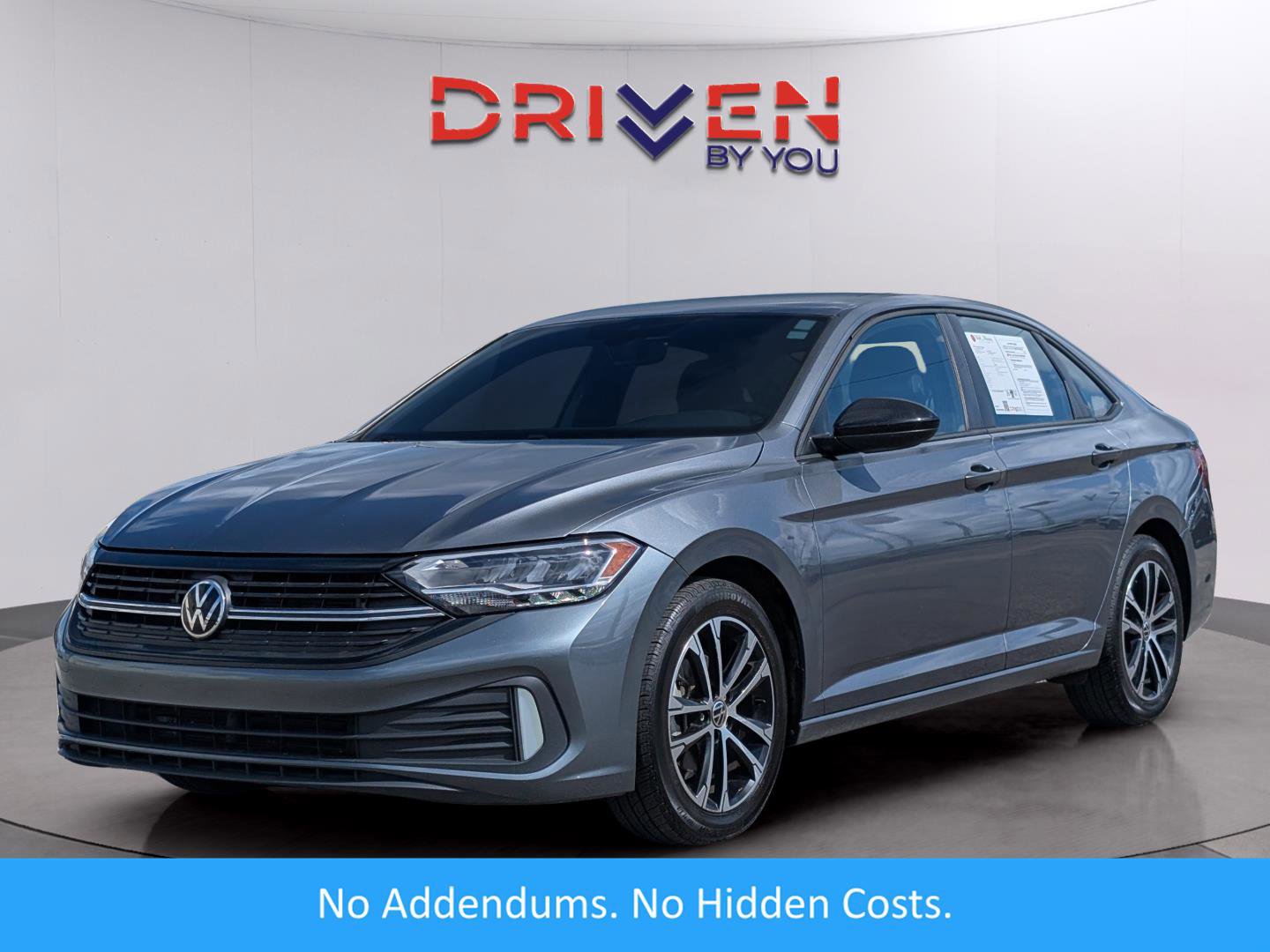 Used 2022 Volkswagen Jetta Sport image 1