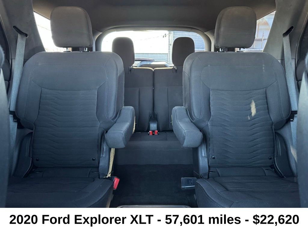 Used 2020 Ford Explorer XLT image 24