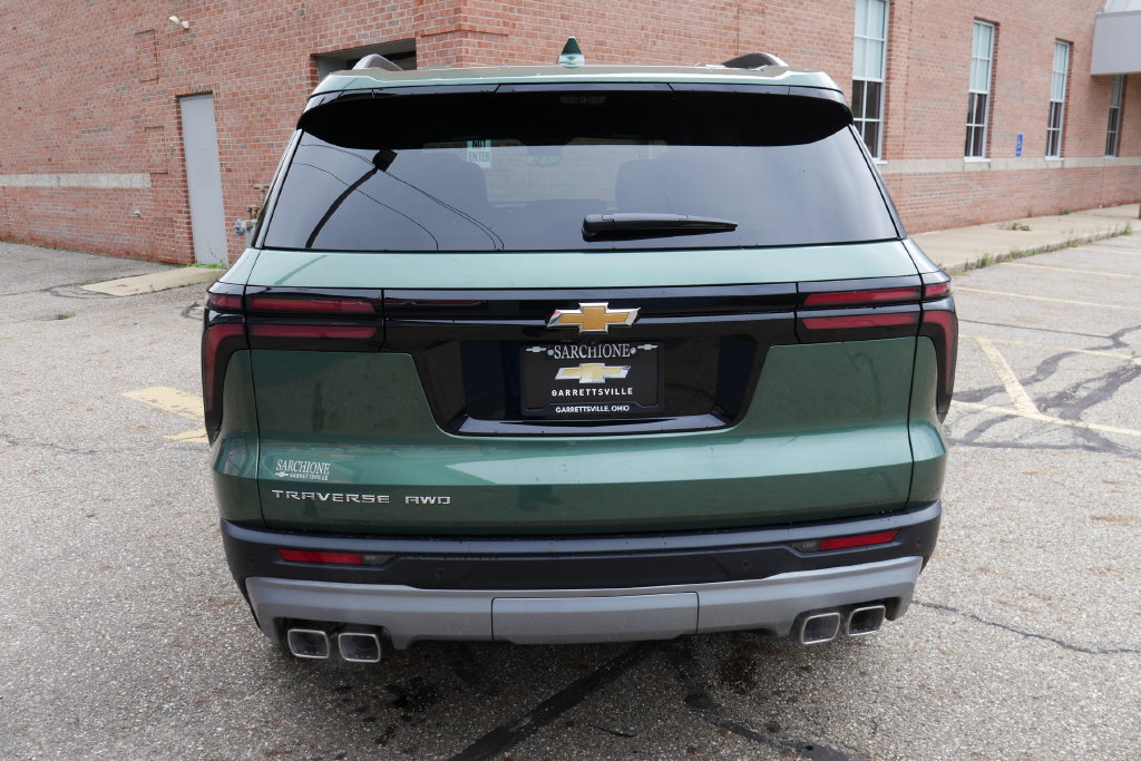 New 2027 Chevrolet Traverse LT w/ Enhanced Driving Package AWD/4WD image 6