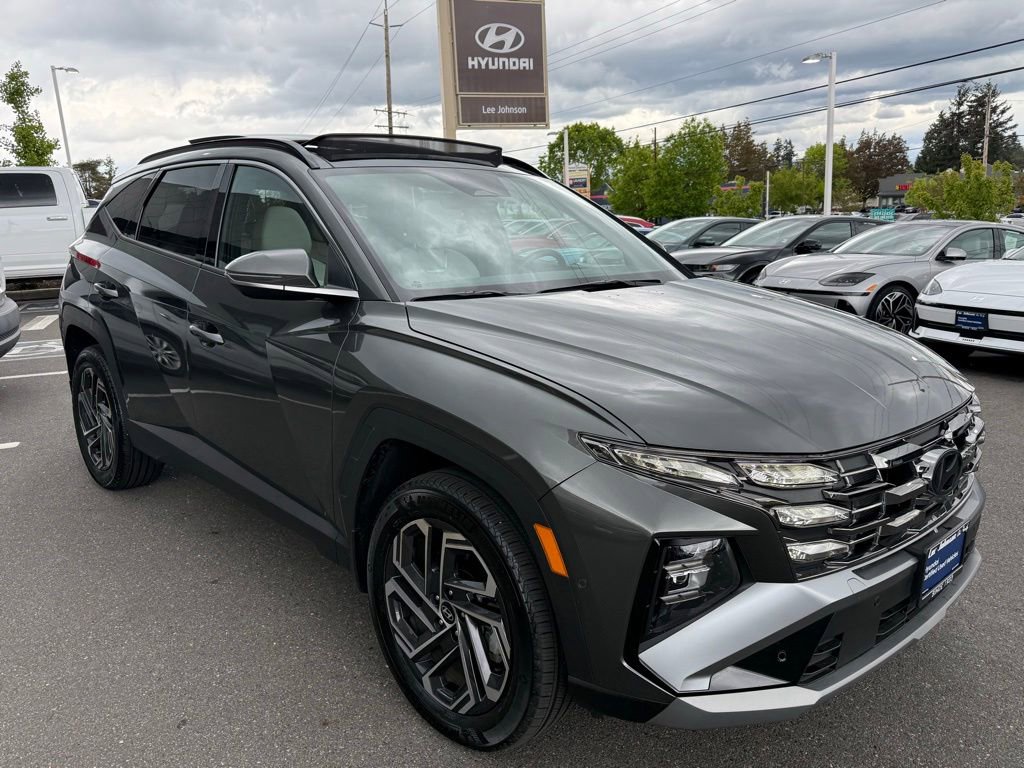 Certified 2026 Hyundai Tucson Limited AWD/4WD image 7
