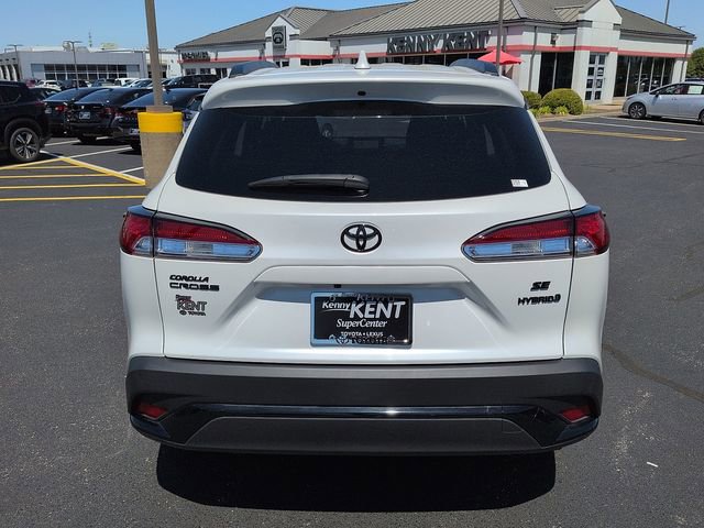 Used 2024 Toyota Corolla Cross AWD Hybrid w/ Moonroof Package image 6